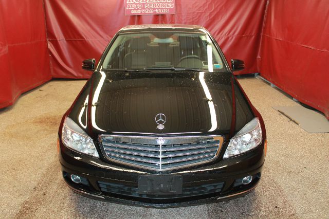 Mercedes-Benz C-Class 2010 photo 4