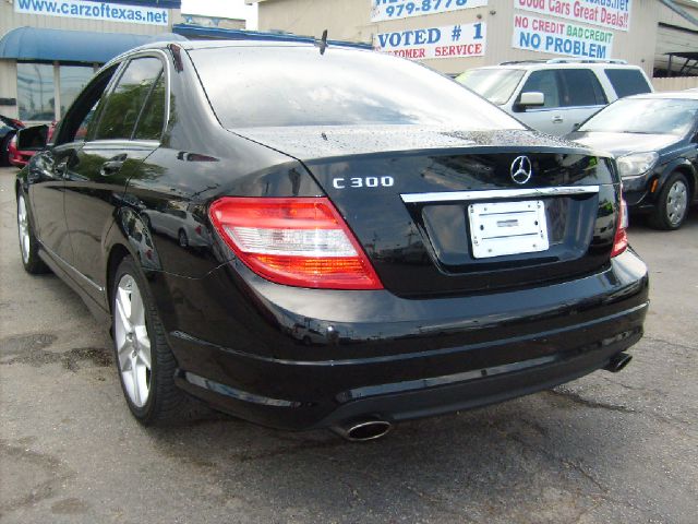 Mercedes-Benz C-Class 2010 photo 1