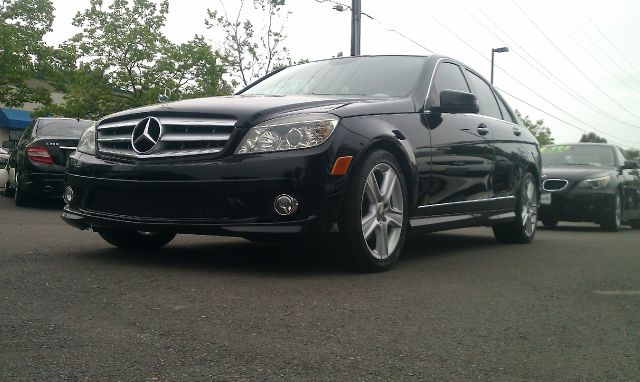 Mercedes-Benz C-Class 2010 photo 8