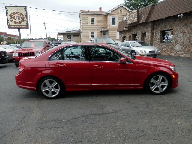 Mercedes-Benz C-Class 2010 photo 1