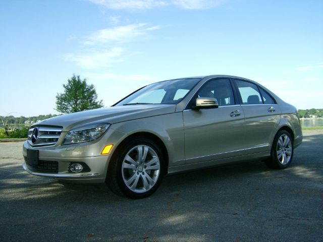 Mercedes-Benz C-Class 2010 photo 1