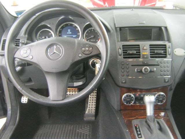 Mercedes-Benz C-Class 2010 photo 1