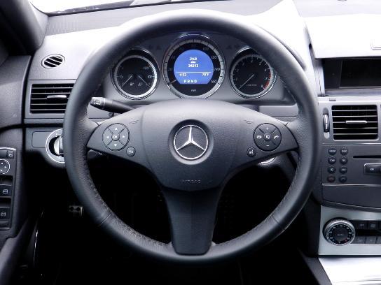 Mercedes-Benz C-Class 2010 photo 12