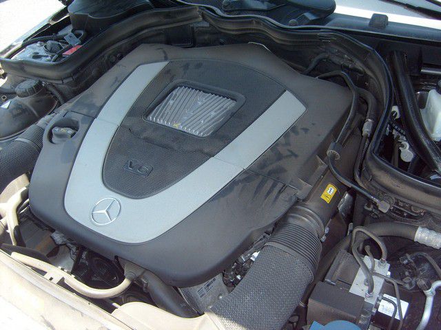 Mercedes-Benz C-Class 2011 photo 2