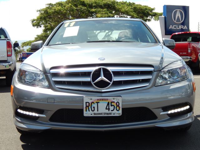 Mercedes-Benz C-Class 2011 photo 4