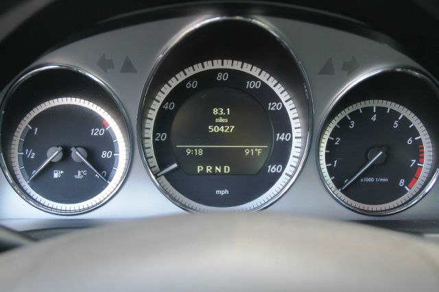 Mercedes-Benz C-Class 2011 photo 24