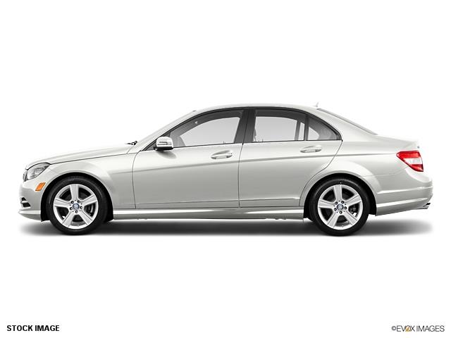 Mercedes-Benz C-Class 2011 photo 2