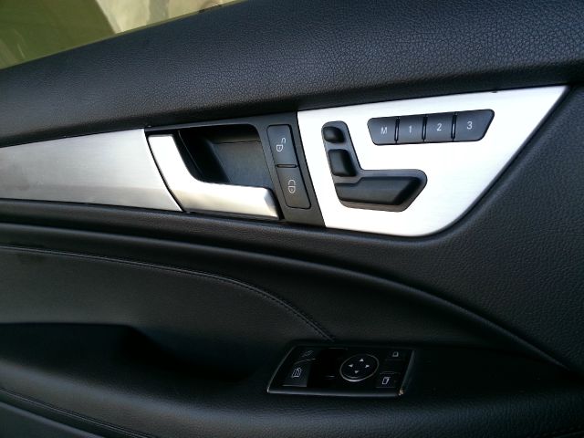 Mercedes-Benz C-Class 2012 photo 3