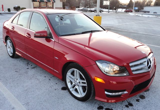 Mercedes-Benz C-Class 2012 photo 2