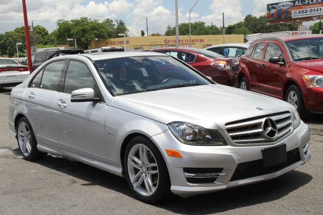 Mercedes-Benz C-Class 2012 photo 1