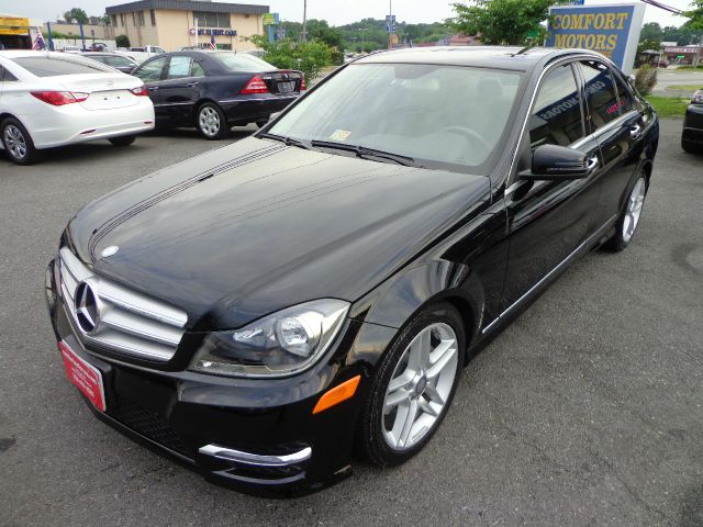 Mercedes-Benz C-Class 2012 photo 12