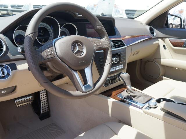 Mercedes-Benz C-Class 2013 photo 9