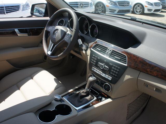 Mercedes-Benz C-Class 2013 photo 5