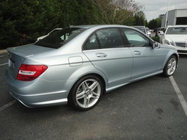 Mercedes-Benz C-Class 2013 photo 4