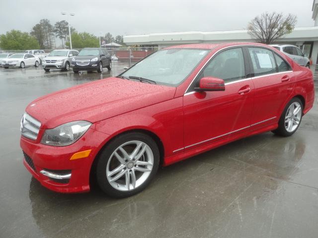 Mercedes-Benz C-Class 2013 photo 2