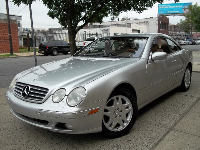 Mercedes-Benz CL-Class 2002 photo 2