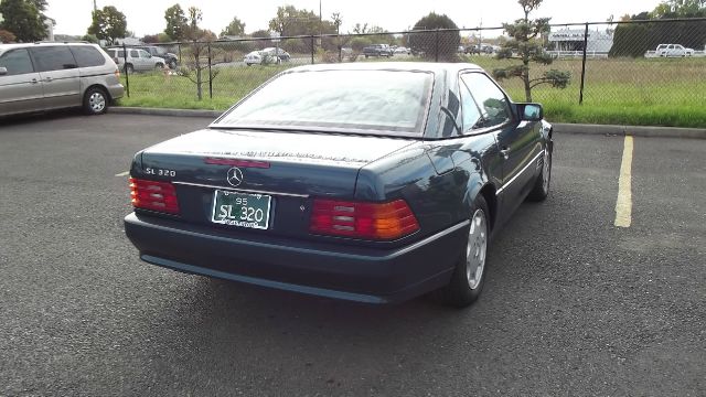 Mercedes-Benz CLK-Class 1995 photo 1