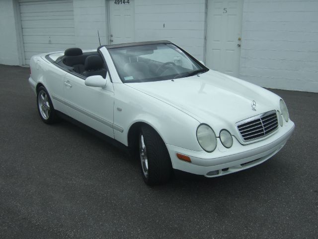 Mercedes-Benz CLK-Class 1999 photo 5