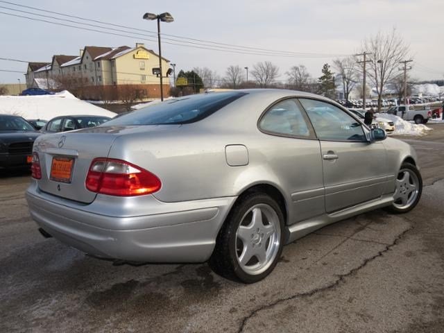 Mercedes-Benz CLK-Class 2000 photo 4