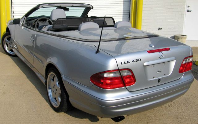 Mercedes-Benz CLK-Class 2000 photo 5