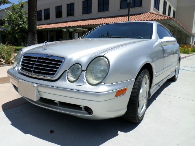 Mercedes-Benz CLK-Class 2000 photo 5