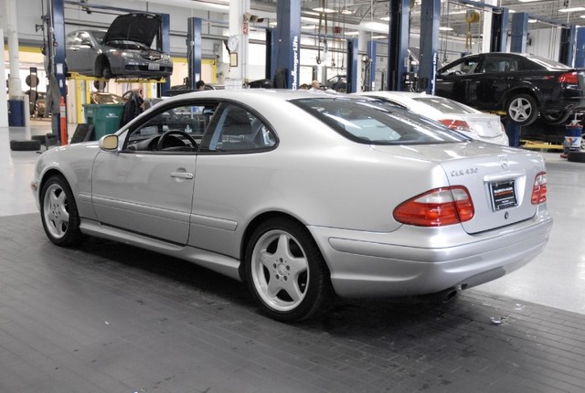 Mercedes-Benz CLK-Class 2000 photo 4