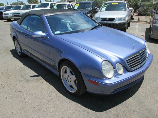 Mercedes-Benz CLK-Class 2000 photo 2