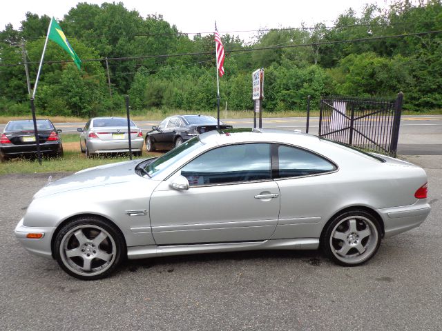 Mercedes-Benz CLK-Class 2001 photo 6