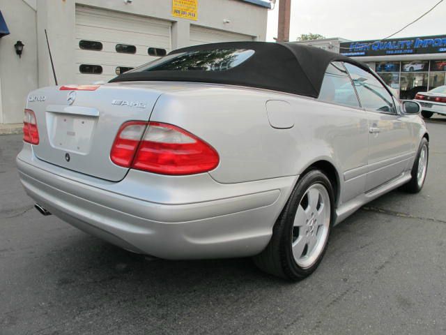 Mercedes-Benz CLK-Class 2001 photo 4