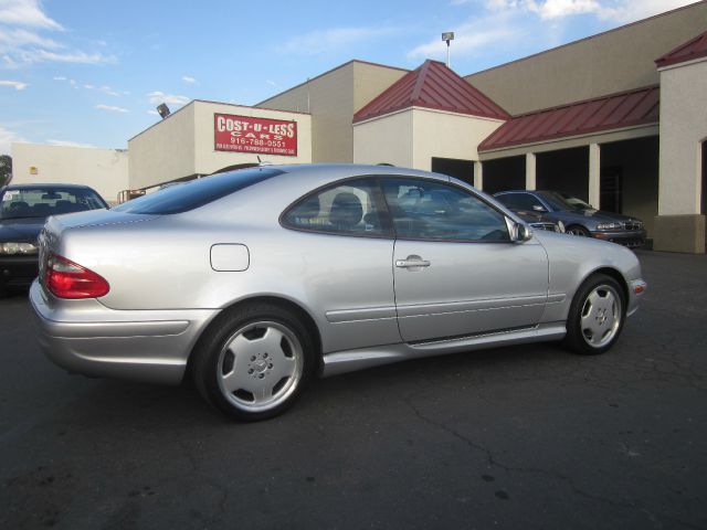 Mercedes-Benz CLK-Class Supercab 145 STX 4WD Coupe