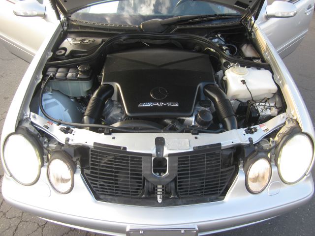 Mercedes-Benz CLK-Class 2001 photo 13