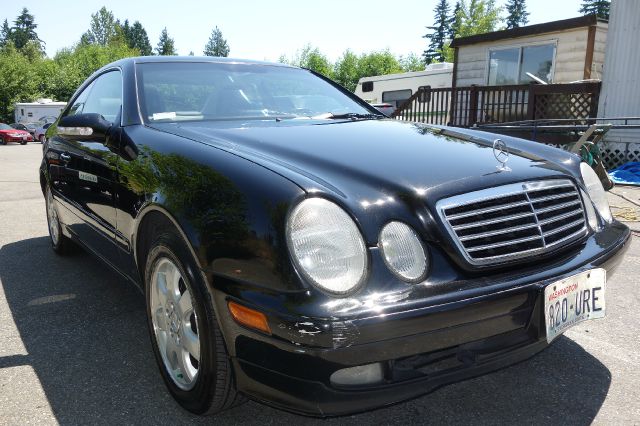 Mercedes-Benz CLK-Class 2002 photo 4