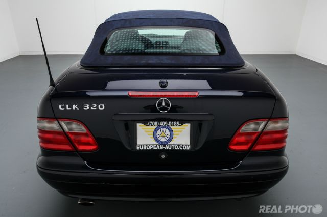 Mercedes-Benz CLK-Class 2002 photo 14