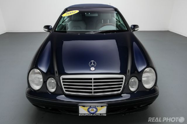 Mercedes-Benz CLK-Class 2002 photo 9