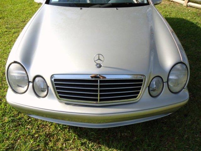 Mercedes-Benz CLK-Class 2002 photo 10