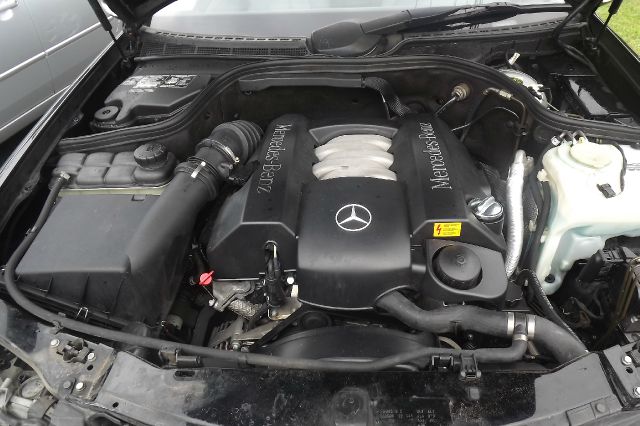 Mercedes-Benz CLK-Class LT 1500 DVD W/monitorflex Fuel 4X4 Coupe