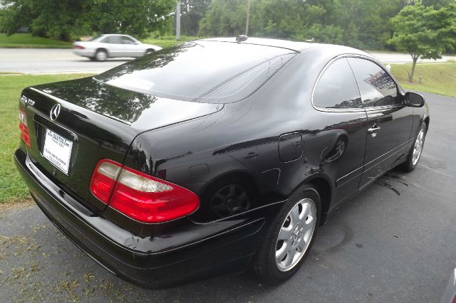 Mercedes-Benz CLK-Class 2002 photo 10