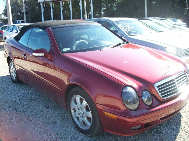 Mercedes-Benz CLK-Class 2003 photo 4