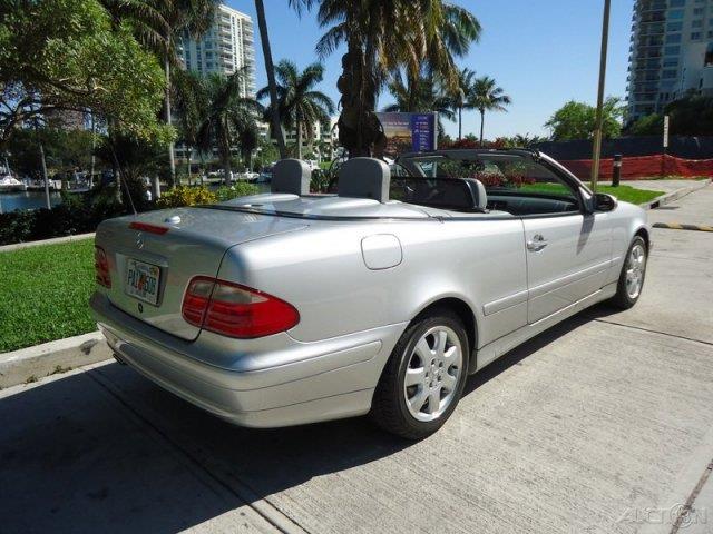 Mercedes-Benz CLK-Class Limited V6 Convertible