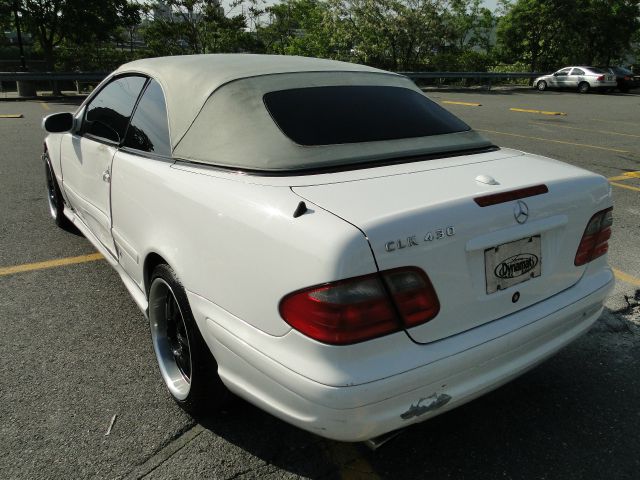 Mercedes-Benz CLK-Class 2003 photo 10