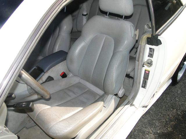 Mercedes-Benz CLK-Class 2003 photo 27