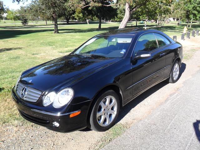 Mercedes-Benz CLK-Class 2003 photo 3