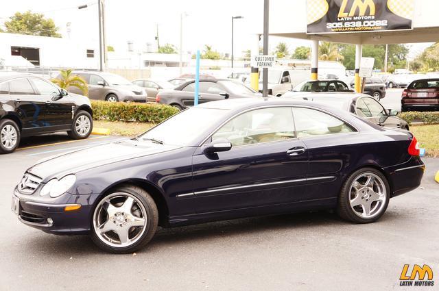 Mercedes-Benz CLK-Class 2003 photo 4