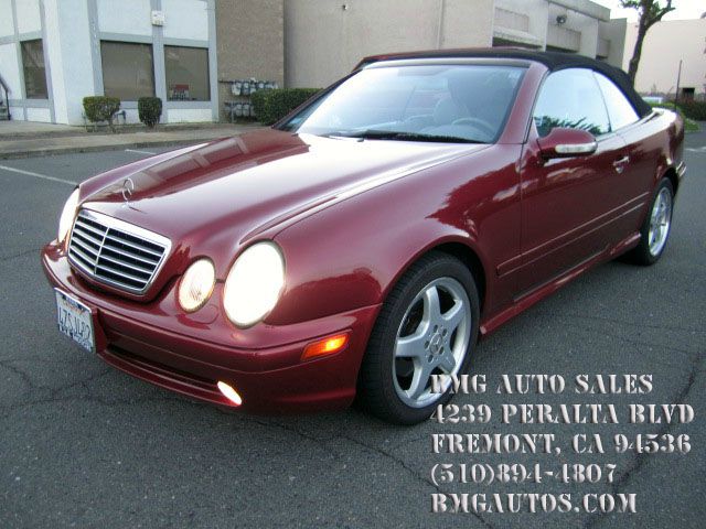 Mercedes-Benz CLK-Class 2003 photo 1