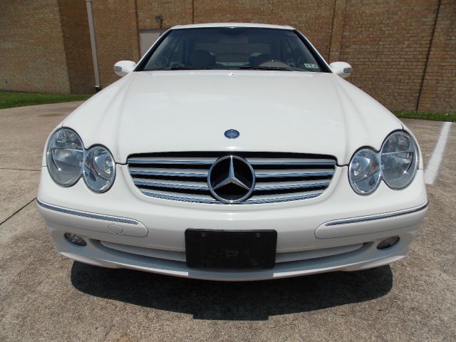 Mercedes-Benz CLK-Class 2004 photo 7