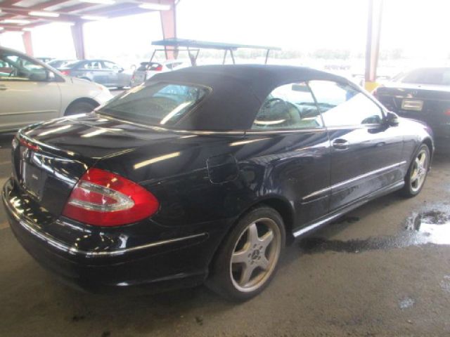 Mercedes-Benz CLK-Class 3.0L Luxury W/moonroofleather Convertible