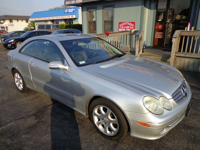 Mercedes-Benz CLK-Class 2004 photo 6