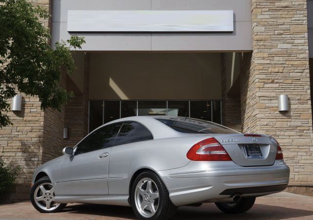 Mercedes-Benz CLK-Class 2004 photo 1