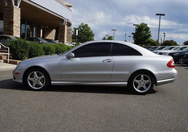 Mercedes-Benz CLK-Class 2004 photo 2