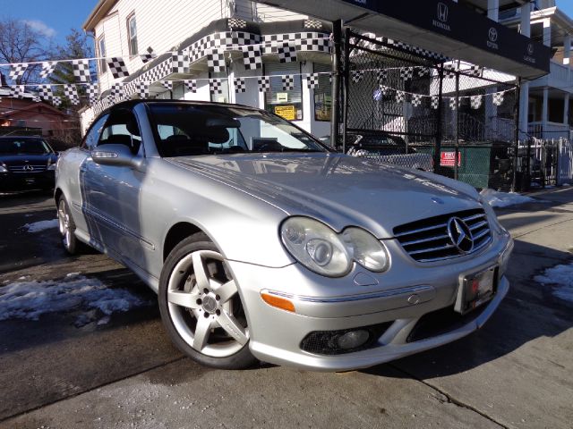 Mercedes-Benz CLK-Class 2005 photo 4